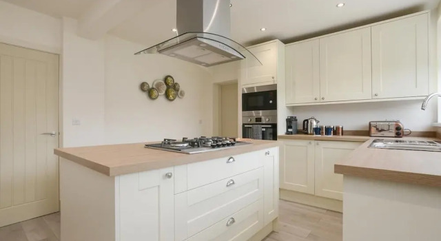 Wollaton House - Fabulous 5 bed house Nottingham, Boek Hotel Nottingham Nottinghamshire