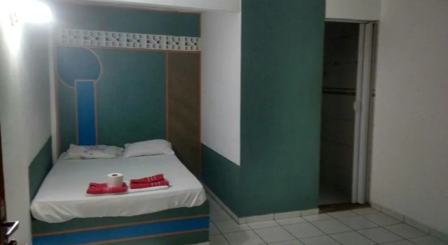 Hotel Avenida, Забронировать Отель Отели штата Сан-Паулу с парковкой, Парковка