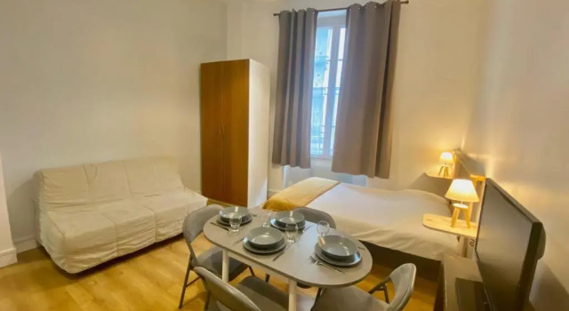 Студия Apartment Poisson 6