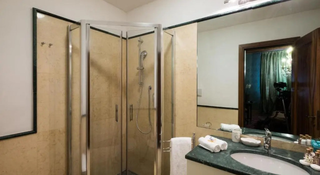 Семейный номер Standard с видом на сад Relais Alberti