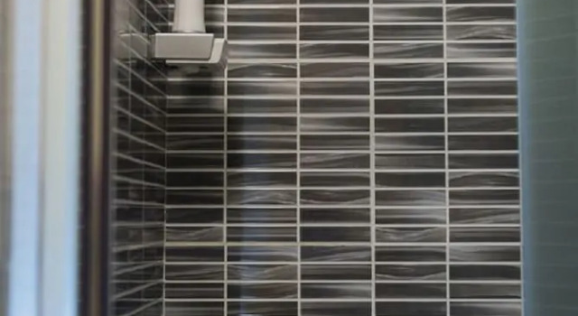 Standard Neljän hengen huone parvekkeella Hotel Royal