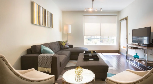 Hollywood 2 - Luxury Family Suite