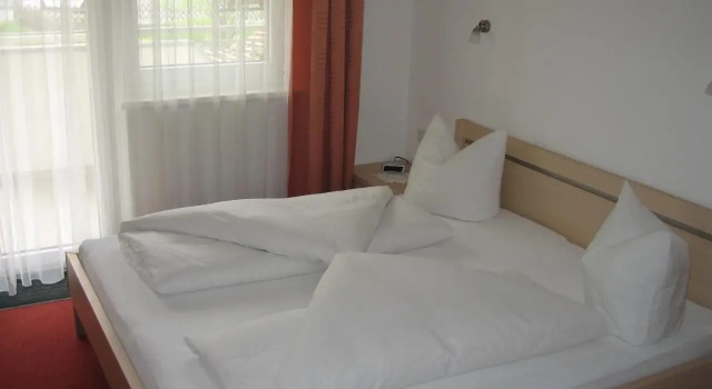Gästehaus Mrak, Prenota Hotel Hotel a Tirolo con parcheggio, Parcheggio
