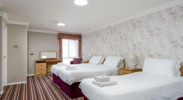 Номер Classic Russell Hotel
