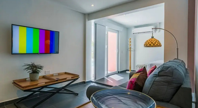 Boca Catalina Apt 3 Boca Catalina-1 Bed-full Kitchen Steps to Beach, Book Apartment Hotels in Malmok with Parking, Parking