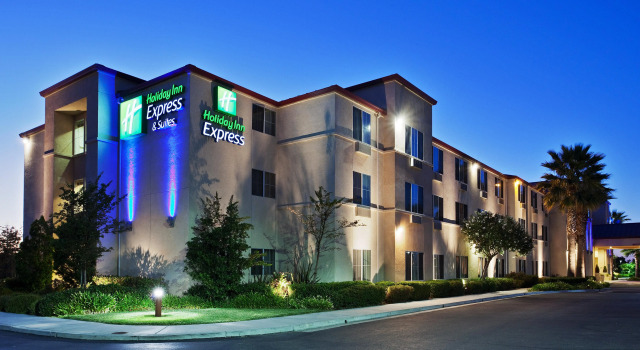 Holiday Inn Express & Suites Tracy, Book Hotel Hoteller i Tracy med morgenmad, Morgenmad
