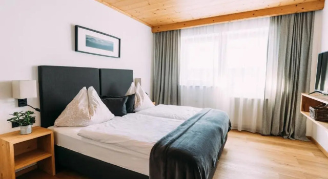 Voglstätter Appartements Lofer, Rezerwuj Apartament Hotele w Salzburg z parkingiem, Parking