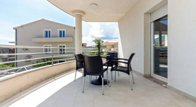 Апартаменты Premium Modern Apartments With Private Balcony Kaštel Novi