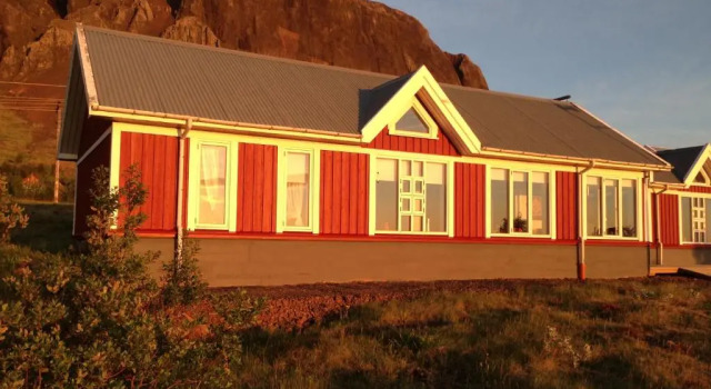Коттедж Kría Cottages