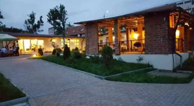 Hermitage By Elenis, Varaa Hotelli Sfantu Gheorghe 