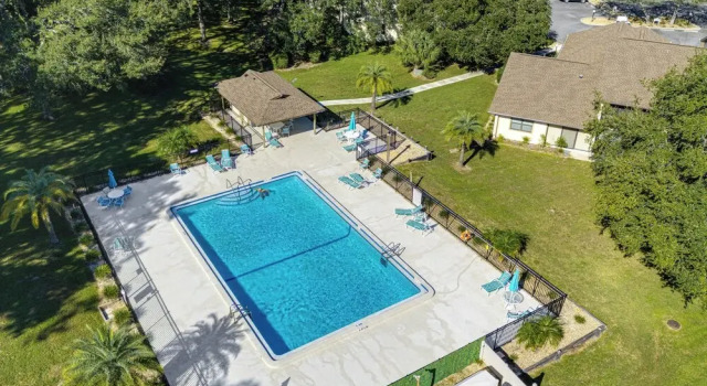 Walk to Citrus Hills Golf Club: Condo w/ Pool!, Book Lejlighed Hoteller i Hernando med parkering, Parkering