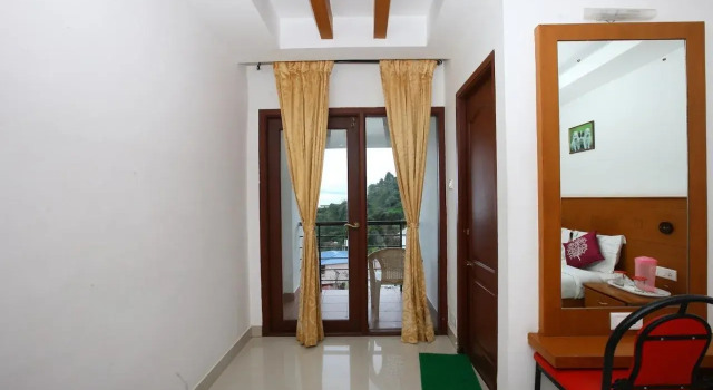 FabHotel Kurunji Meridian