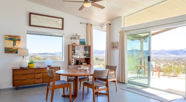 Коттедж Las Alas Del Sol- A Desert Architectural Gem 2 Bedroom Home by RedAwning