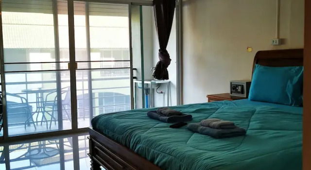 Двухместный номер Superior с балконом New Sorot House