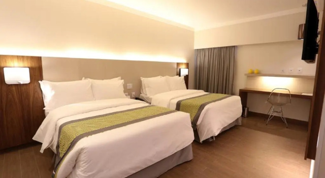 Номер Deluxe Oasis Plaza Hotel
