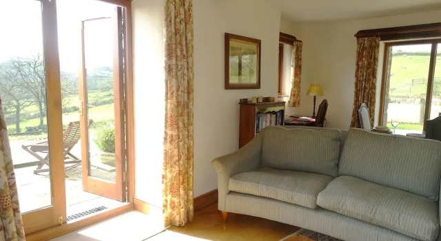 Jackdaws Cottage, Varaa Lomakoti Mökit kohteessa Merseyside, Mökki