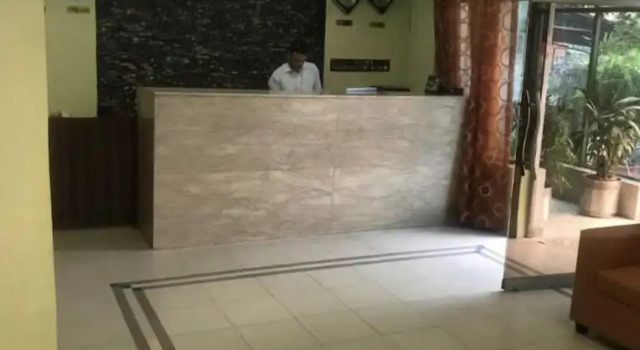 National City Hotel, Book Hotel Hoteller i Rawalpindi med parkering, Parkering