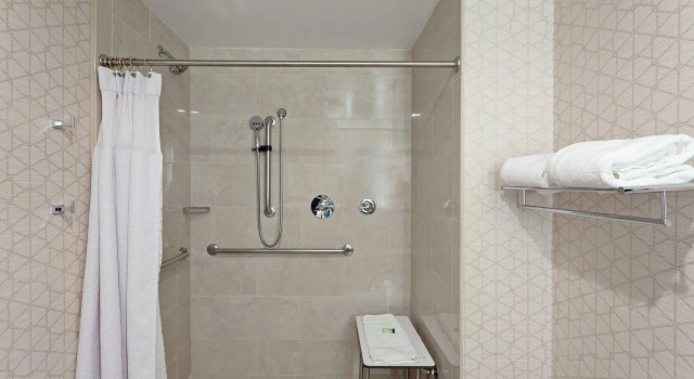 Номер Standard Crowne Plaza Silicon Valley North - Union City by IHG