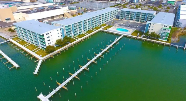 Thunder Island 128c 2 Bedroom Condo by RedAwning, Rezerwuj Apartament Midtown 