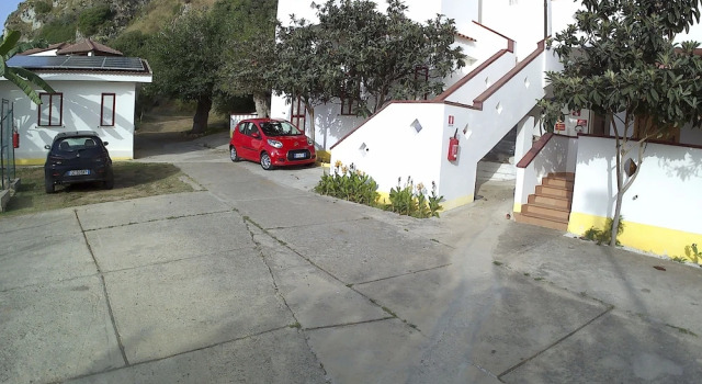 Апартаменты Villaggio Camping La Scogliera
