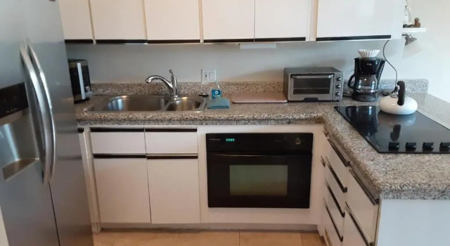 Апартаменты Manhattan Tower Apartment Hotel