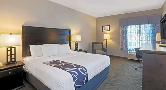Номер Standard La Quinta by Wyndham Brookshire West Katy