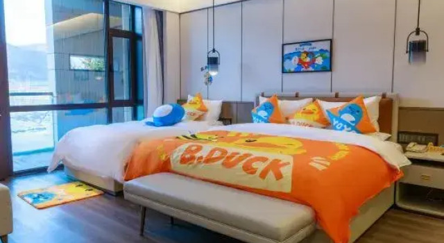 Семейный люкс Kew Green Hotel Xueruyi Zhangjiakou