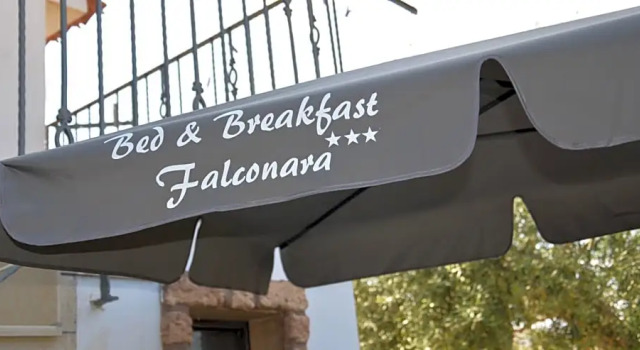B&B Falconara, Book Bed and Breakfast Hotels in Sicily with Parking, Parking