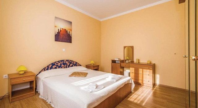 Stunning Home in Debeljak With Wifi and 6 Bedrooms