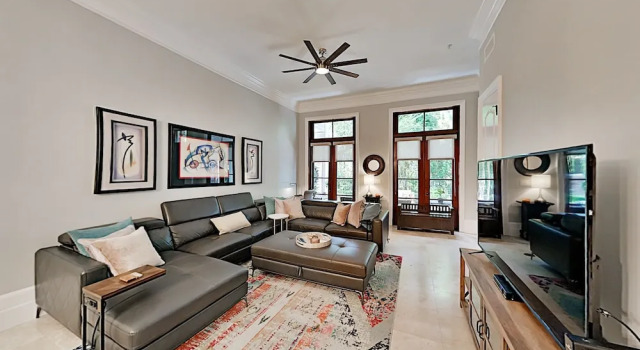 New Listing! Hip Le Jardin Gem W/ Pool & Hot Tub 3 Bedroom Townhouse, Varaa Lomakoti Miramar Beach Emerald Coast