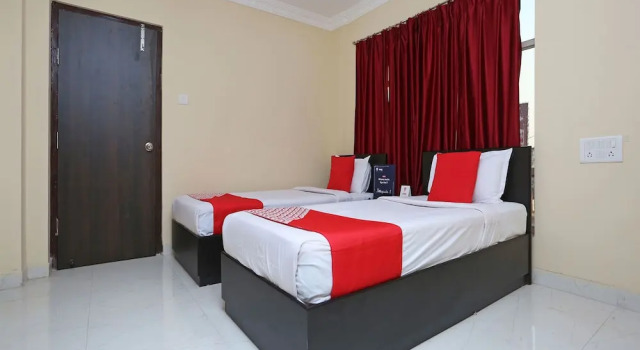 OYO 10982 Hotel Sai Prabha