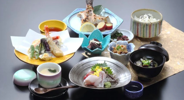 Hotel Hisagoya, Varaa Hotelli Yasugi Shimane