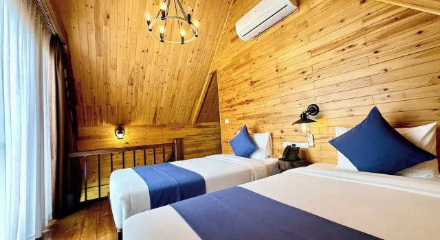 Трёхместное бунгало с балконом и с видом на горы Sapa Pine Hill Eco Lodge