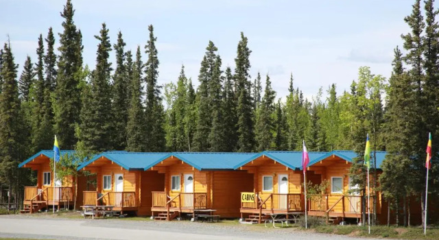 Шале c 1 комнатой с балконом Tok RV Village and Cabins