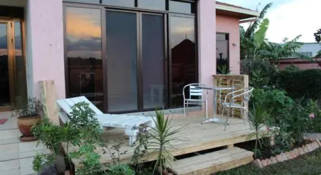 Umusambi B&B