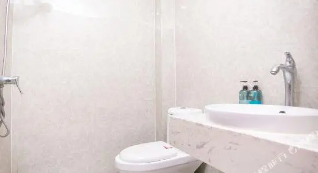 Mingliu Shishang Express Hotel, Book Hotel Daying Sichuan
