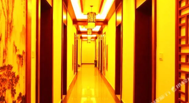 Yangguang Hotel, Varaa Hotelli Hotellit Leshan pysäköinnillä, Pysäköinti