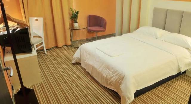 City Inn (Zhongshan New City Branch), Boek Hotel Hotels in Guangdong met parkeren, Parkeren
