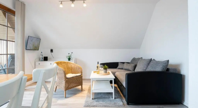 Alte Bergstraße 6, Wohnung 7, Забронировать Отель Шарбойц Holstein Switzerland
