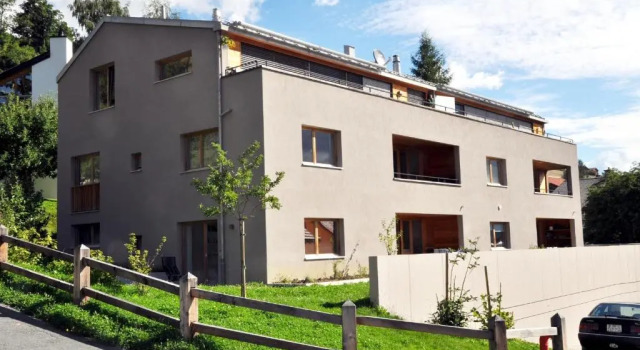 Crastuoglia 720 - Nr. 1, Book Hotel Scuol Grisons