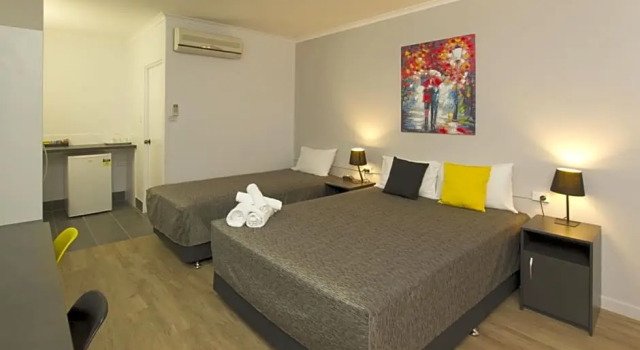 Номер Standard Glenmore Palms Motel