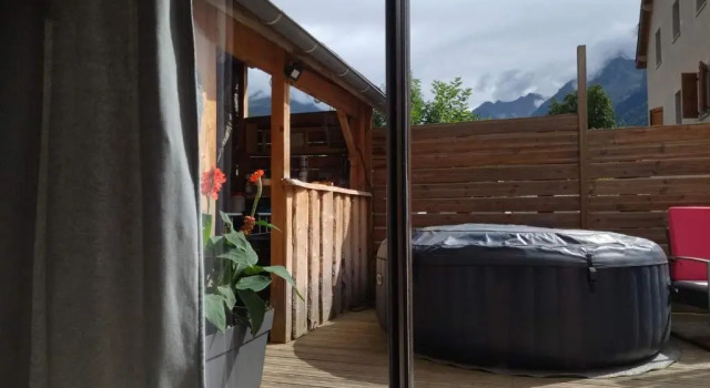 Коттедж Maison familiale au centre de Loudenvielle