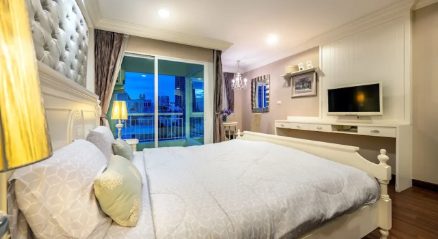 Двухместный номер Deluxe с балконом Le Grande City Pratunam