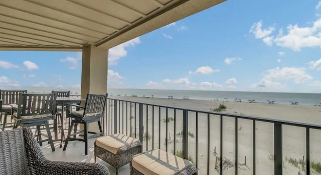 Апартаменты 211 Seascape by Avantstay Oceanfront View + Pool
