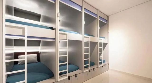Premium Iconic Beachside JBR Stay, Забронировать Хостел Хостелы Эмирата Дубая, рядом с Торговый центр The Beach, Хостел