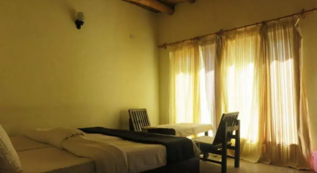 LHARJE RESORT - Nubra, Забронировать Курортный отель Отели Джамму и Кашмира с парковкой, Парковка