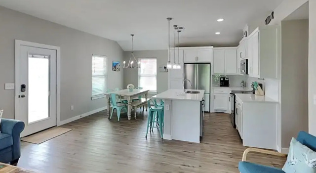The Blue Heron by Silver Sands Vacation Rentals, Rezerwuj Dom wakacyjny Wille w Houston, Willa