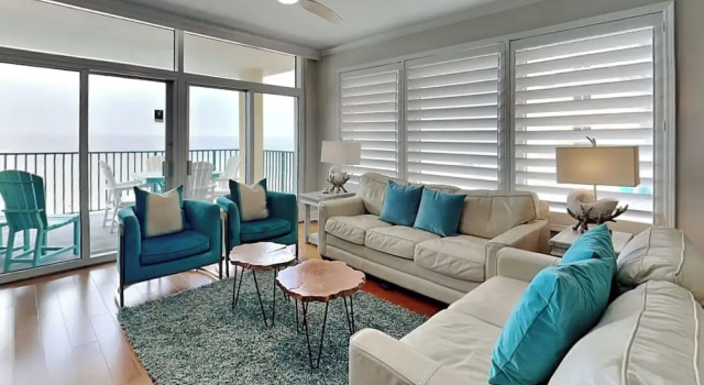 Номер Standard с балконом и с видом на океан Jade East Towers by Southern Vacation Rentals
