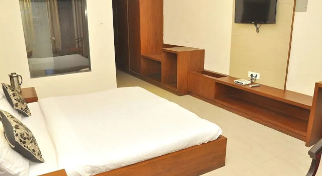 JK Rooms 142 Silky Resorts, Rezervovat Hotel Hotely v Panchkula s parkováním, Parkování
