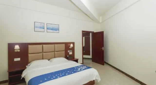Люкс Dongxing Chengshi Relian Seaview Hotel